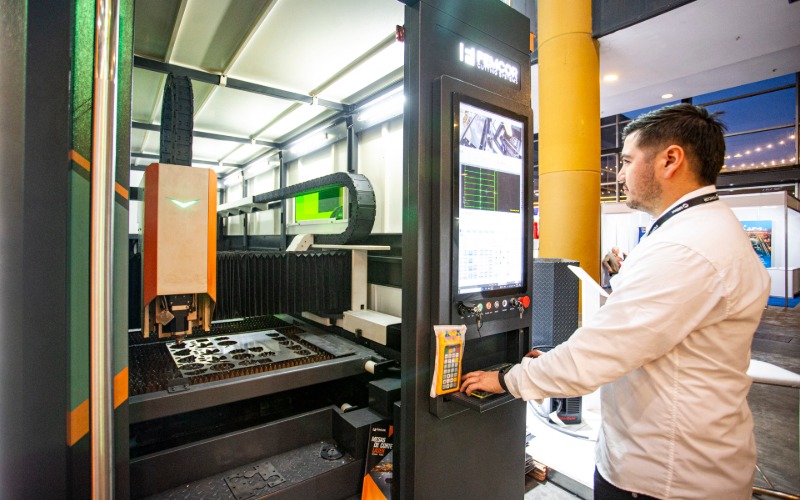 Capacitación continua de nuestros ingenieros y técnicos